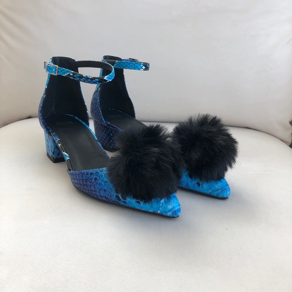 ASOS blue pointed heels - Picture 3 of 9